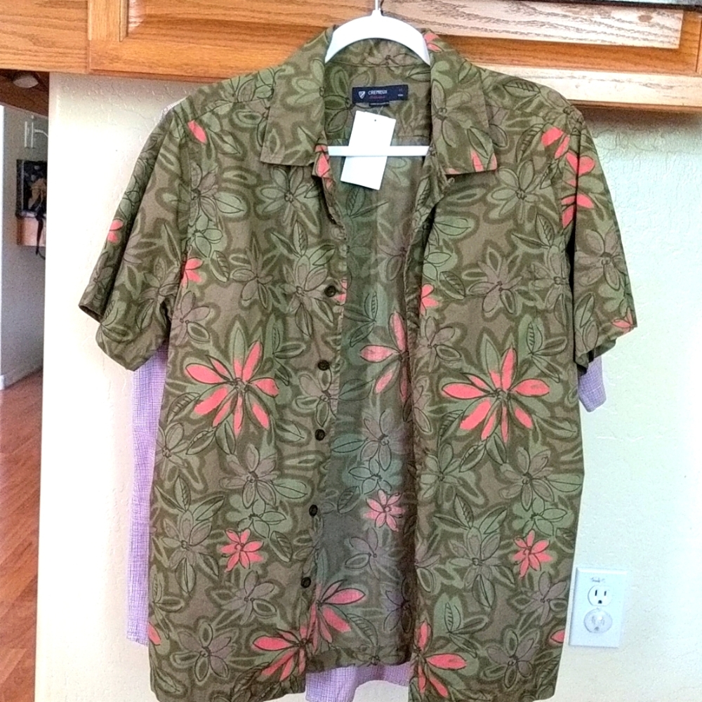 100  fine soft cotton men shirt size m New